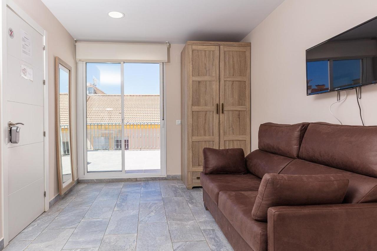 Apartamentos Lola Beach Málaga Exterior foto